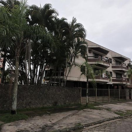 Excelente Localizacao, 400 Metros Da Praia Ar Condicionado E Wi-Fi Apartman Ubatuba Kültér fotó